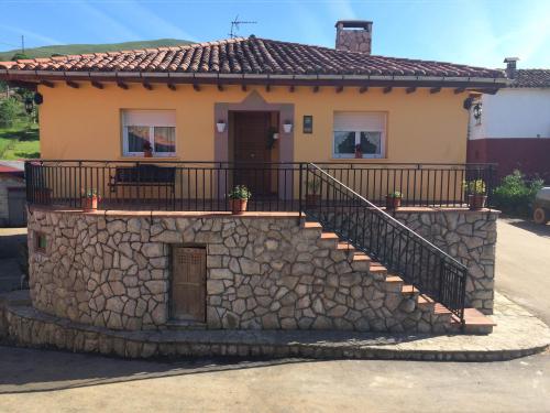 Casa rural Casa Mariana (España Llames de Parres) - Booking.com