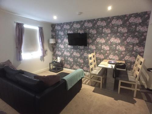 Riverview Studios at Domus House