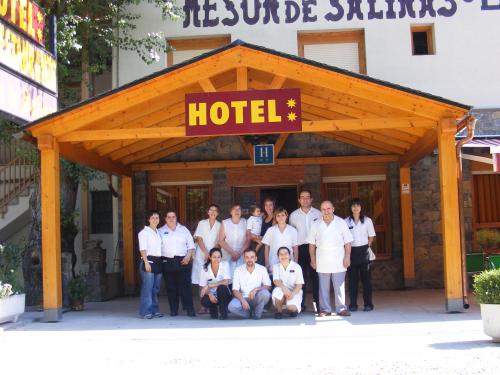 Hostal o pensión Mesón De Salinas (España Salinas de Bielsa ...
