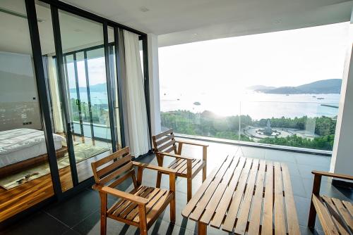 đặt cuối tuần Ocean Front Villas Nha Trang