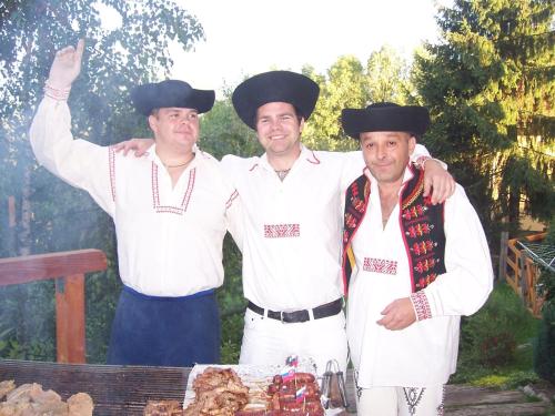 Michal Macko, Milan Macko, Milan Kotala