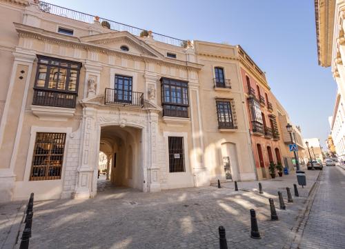 Real Casa de la Moneda Deluxe Apartments, Sevilla ...