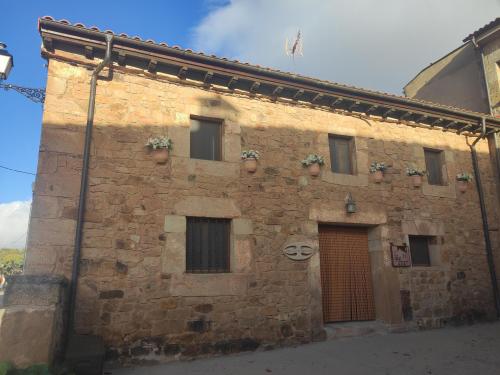 La Chascona, Pedrajas – Updated 2022 Prices
