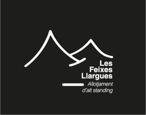 LES FEIXES LLARGUES casa amb 7 suites - Lloguer de casa ...