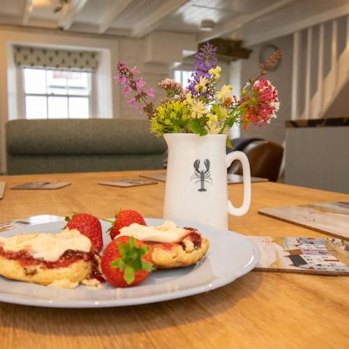 Lobster Cove, 50 yards from the sea, Port Isaac Updated 2024 Prices