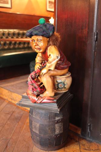 The Mascotte of The Pipers