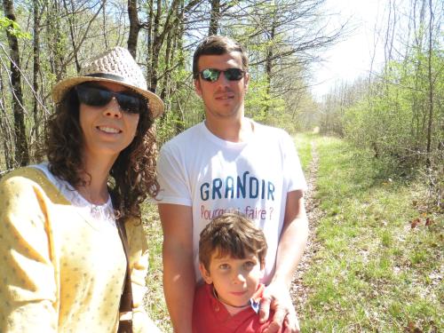 Flora, Julien et Constant