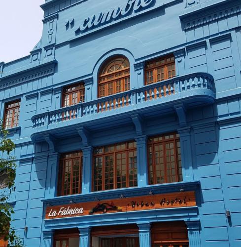 La Fabrica Urban Hostel