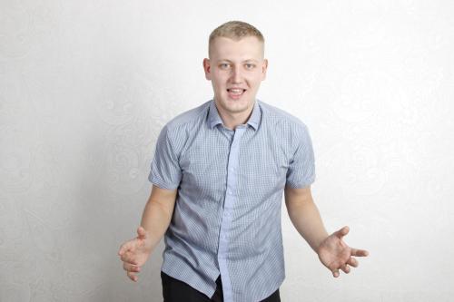 Денис