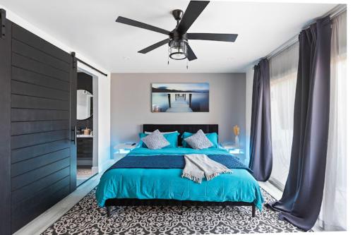 Excellent Location 4 rooms HOME -8 minutes to STRIP and 5 minutes LV Convention