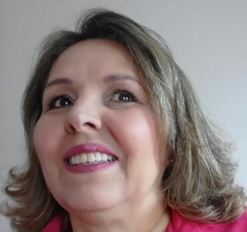 Luz María Dávila