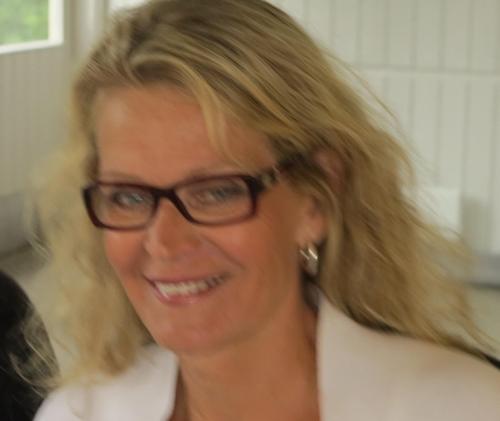 Ella Hallama