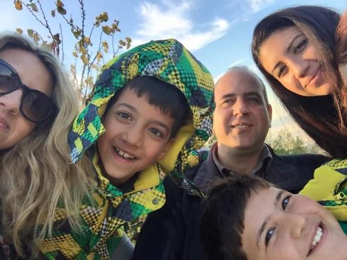Nikos, Nitsa & family