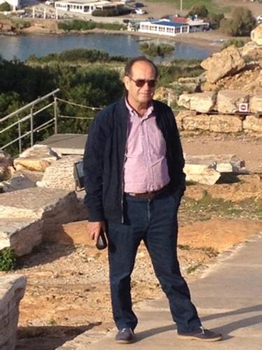 NIKOS
