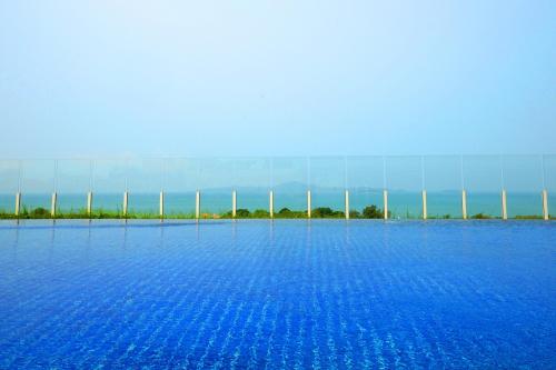 The Elegance @ Cosy Beach