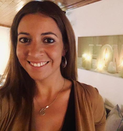 Ana Laura Dias