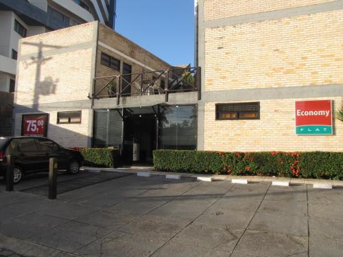 Economy Flat