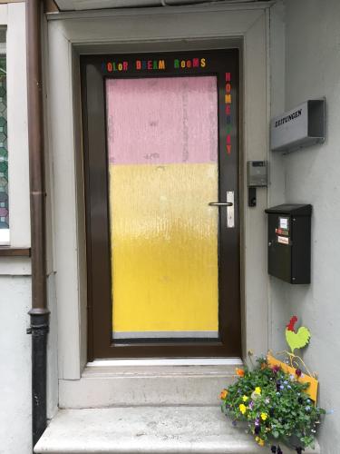 Homestay Color Dream Rooms