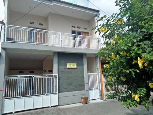 Nazifa homestay
