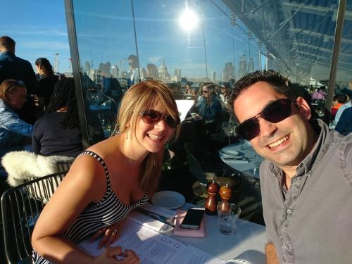 Sarah and Carlo look forward to welcoming you to Sandown Manor