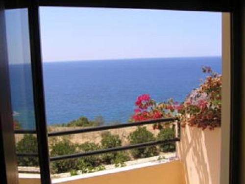 HOTEL SFINIAS