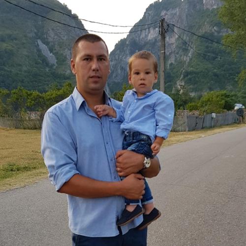 Damian Gruescu