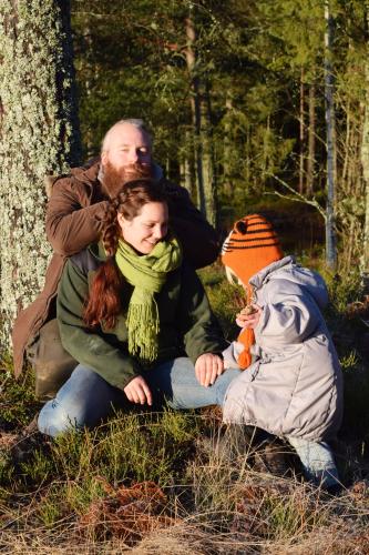 Fru Gran (Mrs Spruce), Lisa-Linnea och Mattias