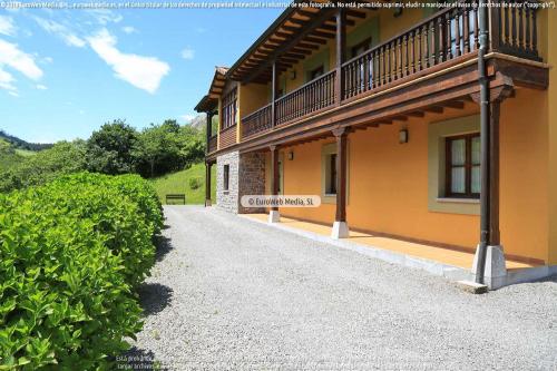 Casa Rural La Llosica (España Ribadesella) - Booking.com