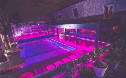 Gite Fitness Billard Gratuit Spa Mas La Farelle Nimes Updated 21 Prices
